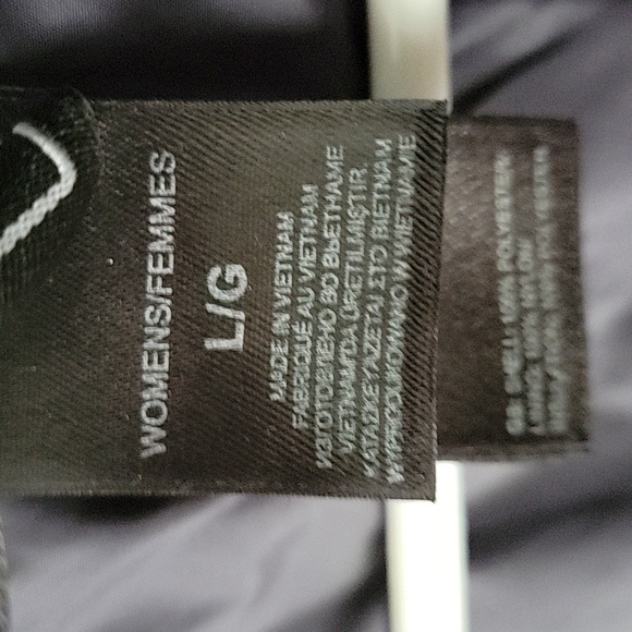 The North Face Jacket/Coat - Picture 9 of 10